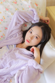 女子挑战很多个男的世界纪录
